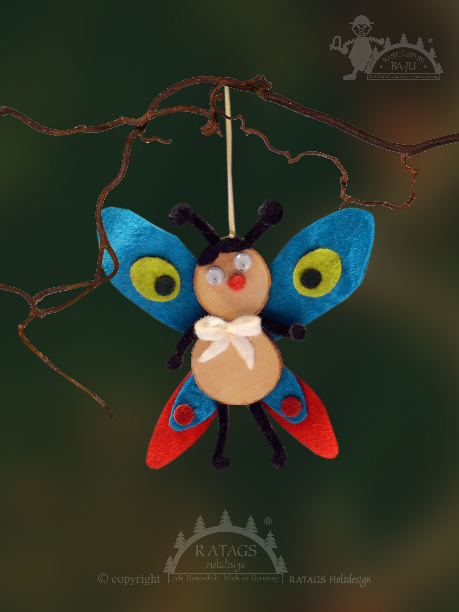 Baumbehang aus Baumscheiben, Schmetterling zum Basteln Baumbehang aus Baumscheiben, Schmetterling zum Basteln