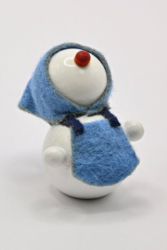 Schneemann mit Kopftuch