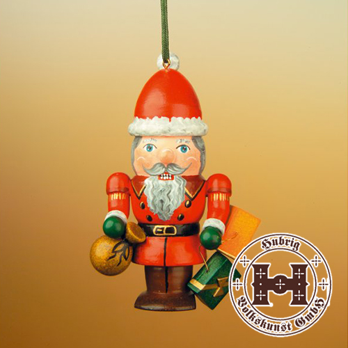 Tree decorations, nutcrackers, Father Christmas