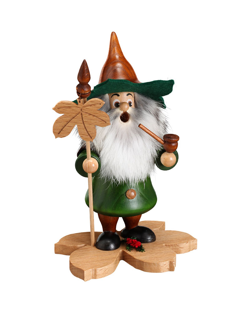 Leaf gnome on a chestnut leaf