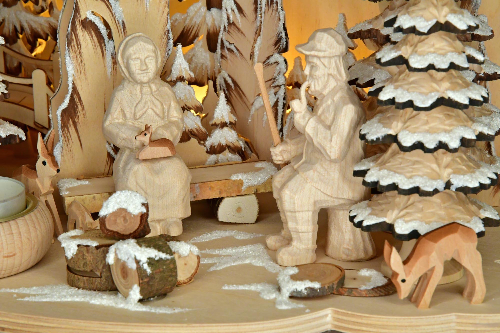 Pyramide murale/de table, grand-mère et grand-père, éclairage LED, givre