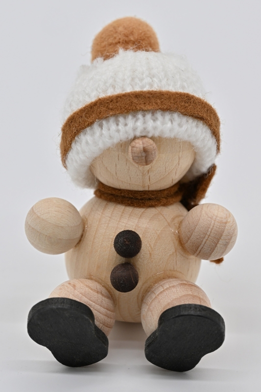 Zittende sneeuwpop, witte muts, 7 cm
