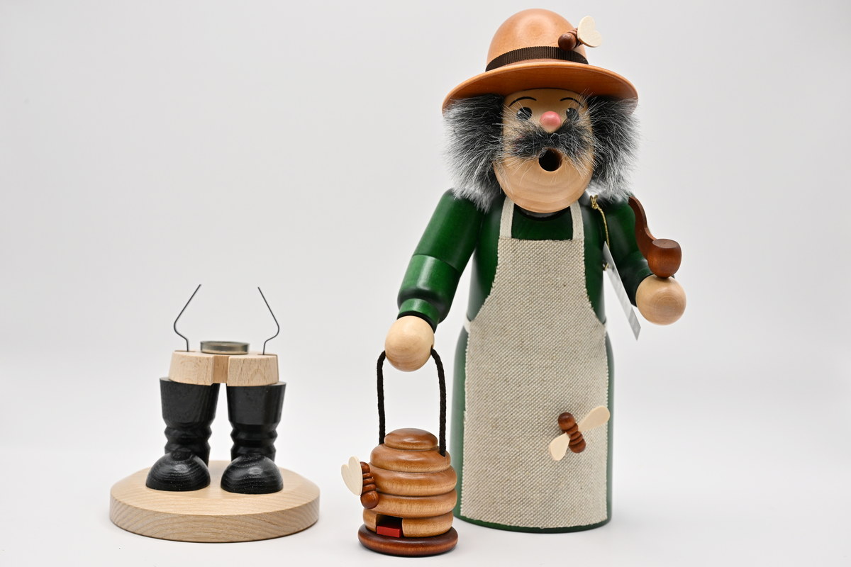 RM 養蜂家、高さ 27.5 cm