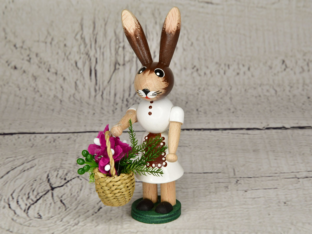 Osterhasenmädchen