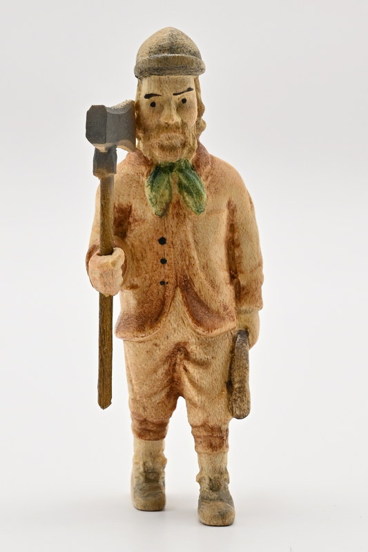 Forest man, saw, axe, coloured 65 mm