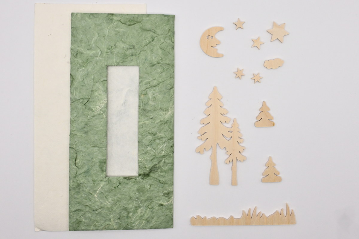 Card, green, with accessories
