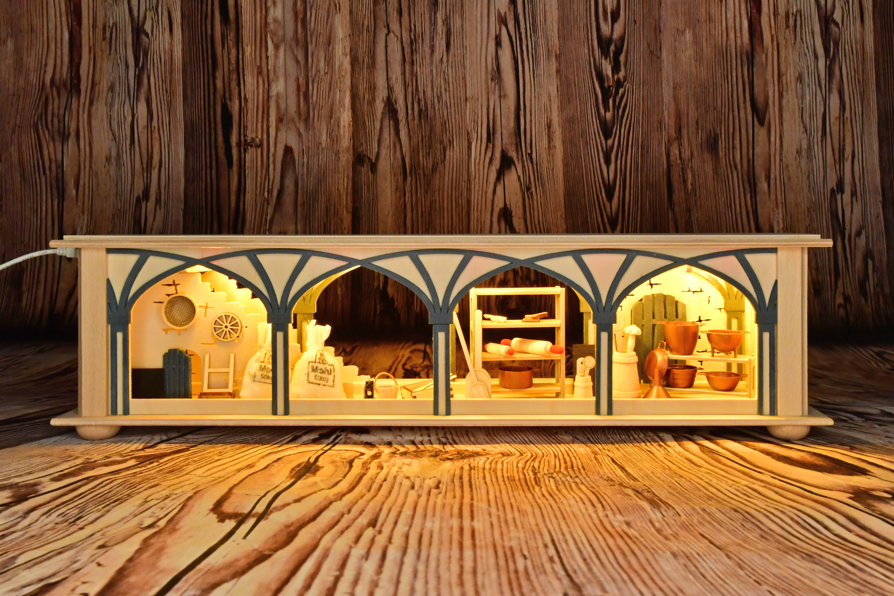 Raumleuchte klein, Mehlkammer, handbemalt grau