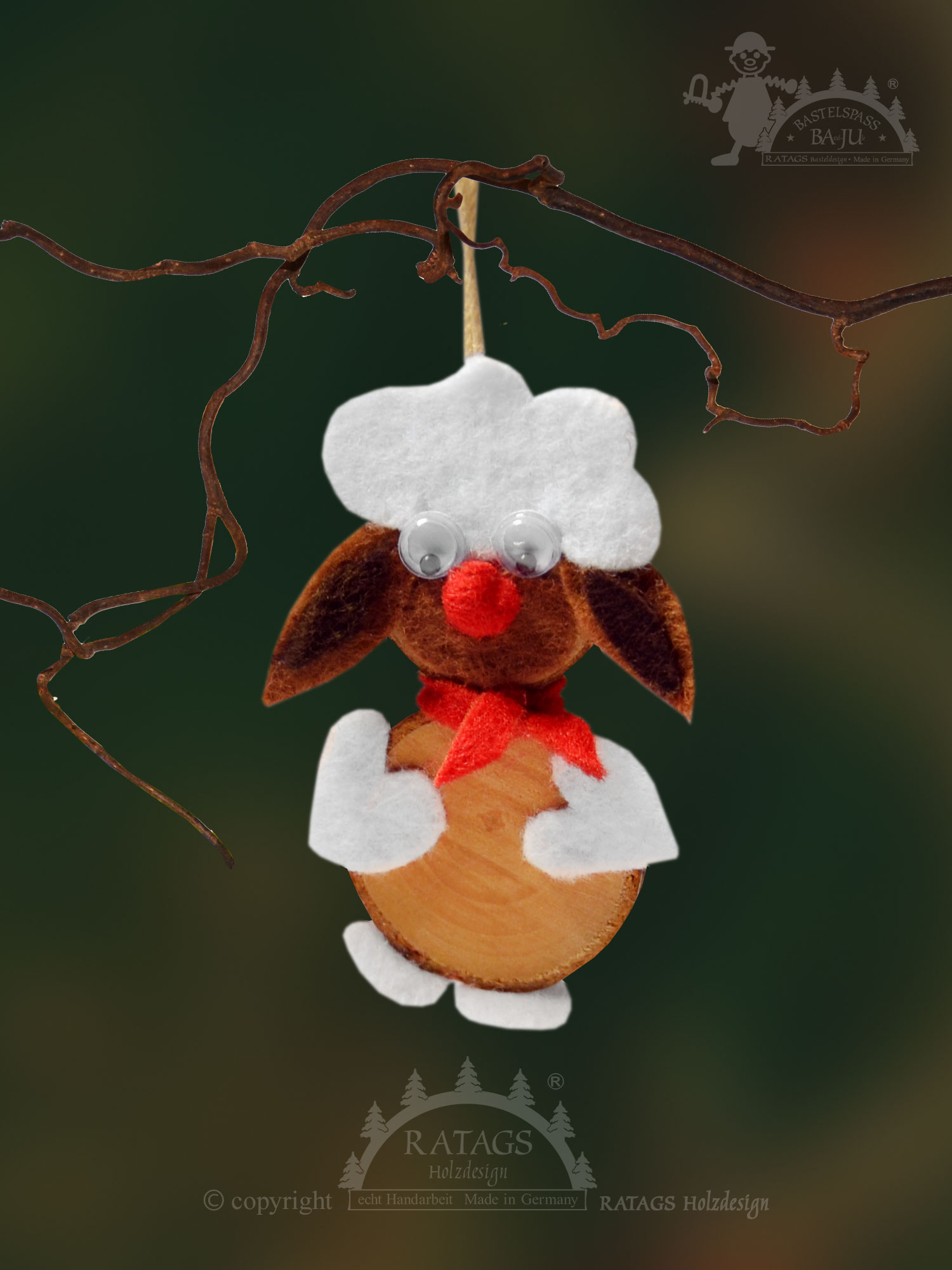 Tree decorations made from tree slices, lambs for crafting